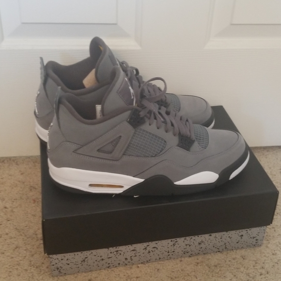 cool grey 4s size 9.5